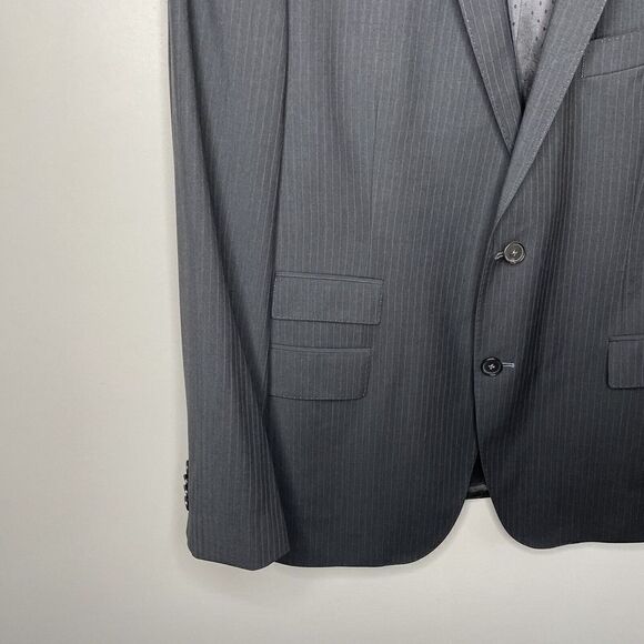 HUGO BOSS Suit Jacket Mens 44R 2-Button Gray Pinstripe Virgin Wool Super 100 - Picture 4 of 11